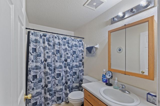 1460 SW Kokanee Lane, Grants Pass, OR 97527