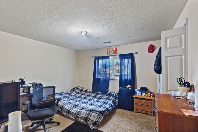 1460 SW Kokanee Lane, Grants Pass, OR 97527