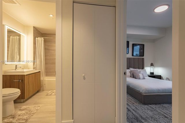 2960 NE 207th St 904, Aventura, FL 33180