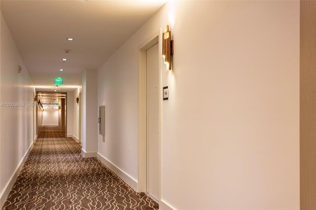 2960 NE 207th St 904, Aventura, FL 33180