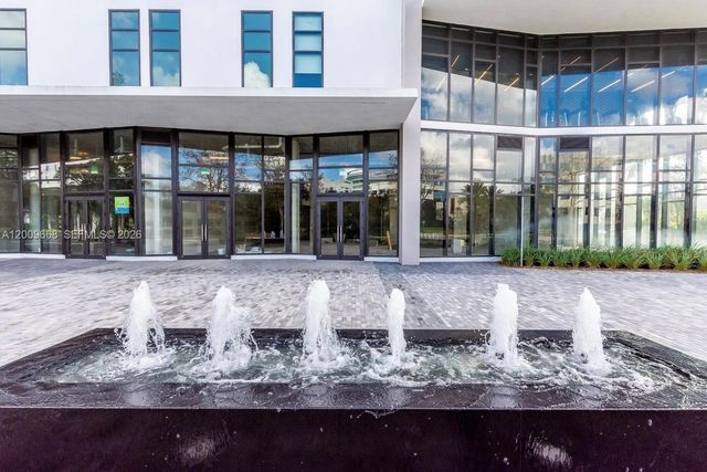 2960 NE 207th St 904, Aventura, FL 33180