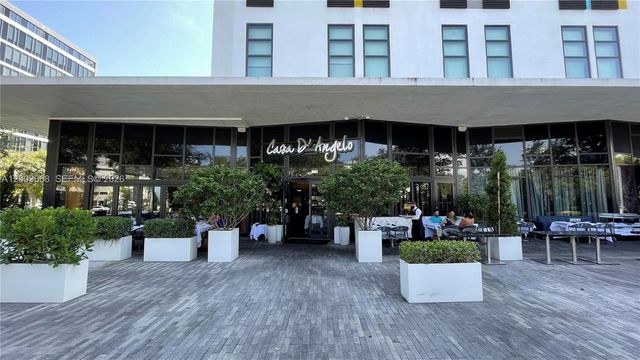 2960 NE 207th St 904, Aventura, FL 33180