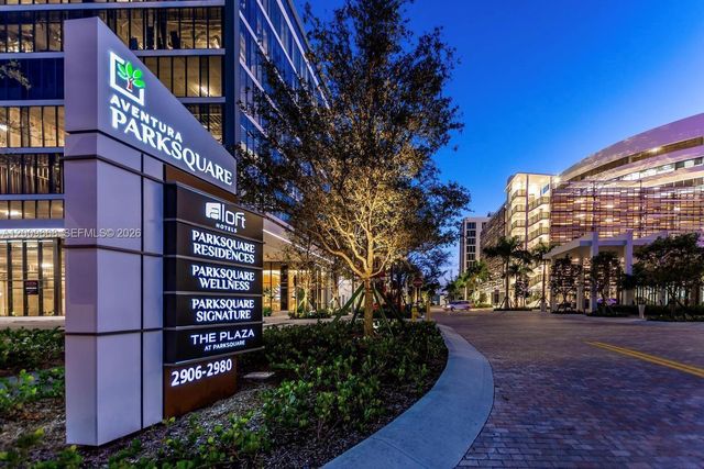 2960 NE 207th St 904, Aventura, FL 33180