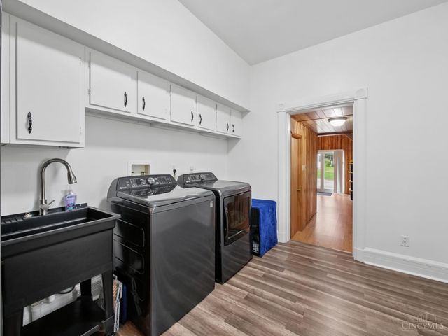 110 S Main Street, St Clair Twp, OH 45011