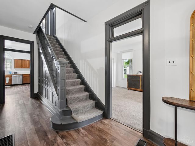 110 S Main Street, St Clair Twp, OH 45011