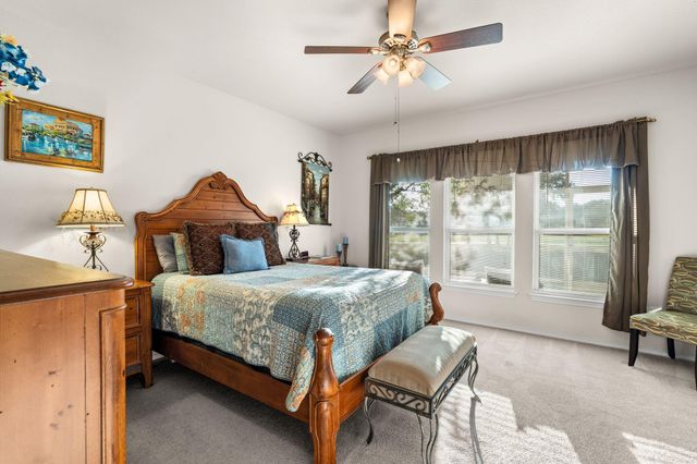 121 Dickens CIR, Georgetown, TX 78633