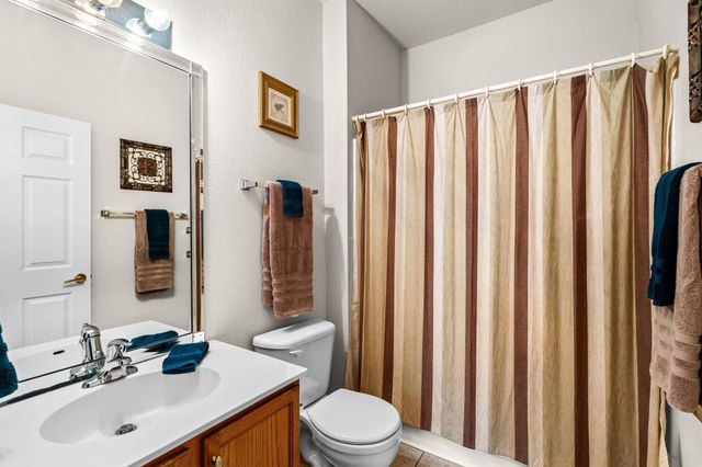 121 Dickens CIR, Georgetown, TX 78633