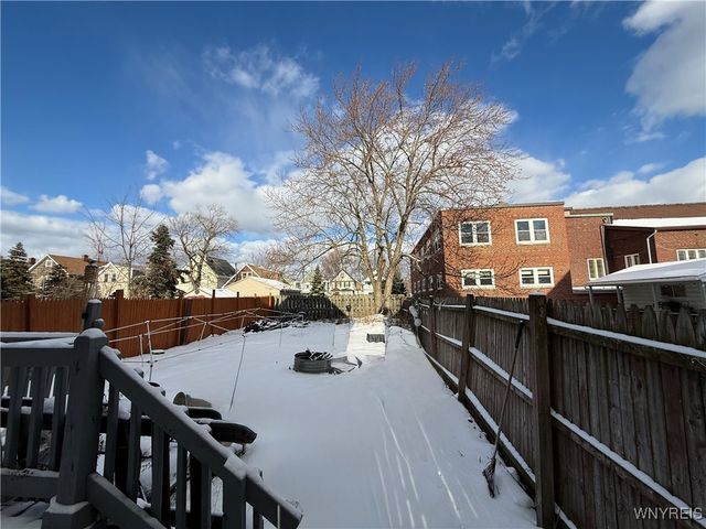 240 Crowley Avenue, Buffalo, NY 14207