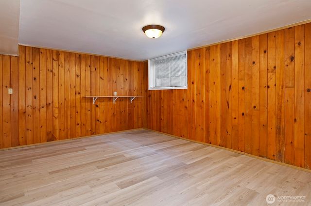 5262 15th Avenue NE, Seattle, WA 98105