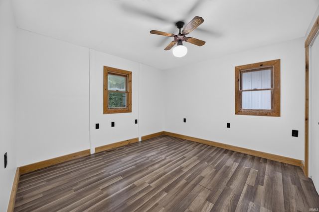 6352 W Woodland Road, Ellettsville, IN 47429