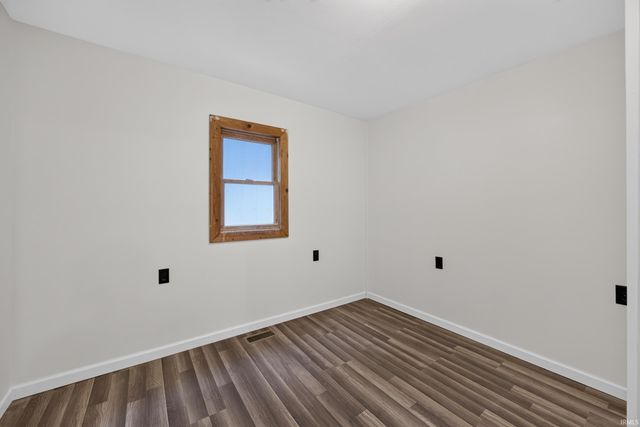 6352 W Woodland Road, Ellettsville, IN 47429