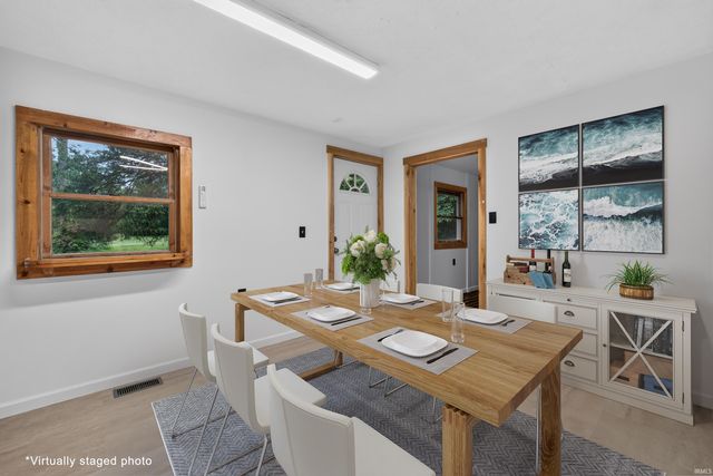 6352 W Woodland Road, Ellettsville, IN 47429