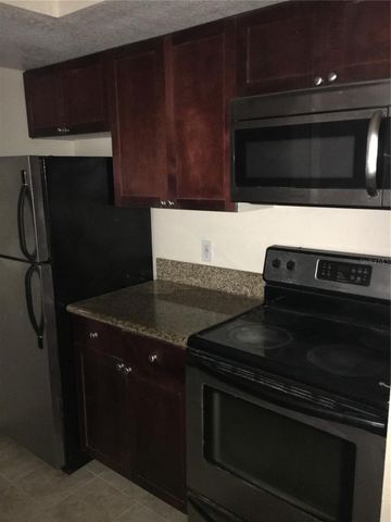 5148 CONROY ROAD 1216, Orlando, FL 32811