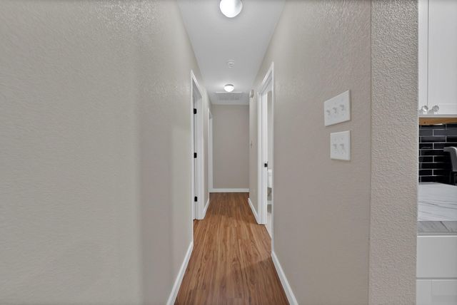 824 E Prairie View Road, Crowley, TX 76036