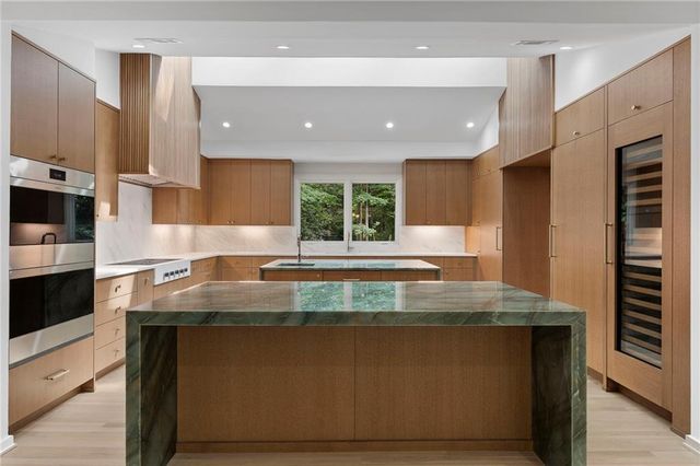 366 Blackland Road NW, Atlanta, GA 30342