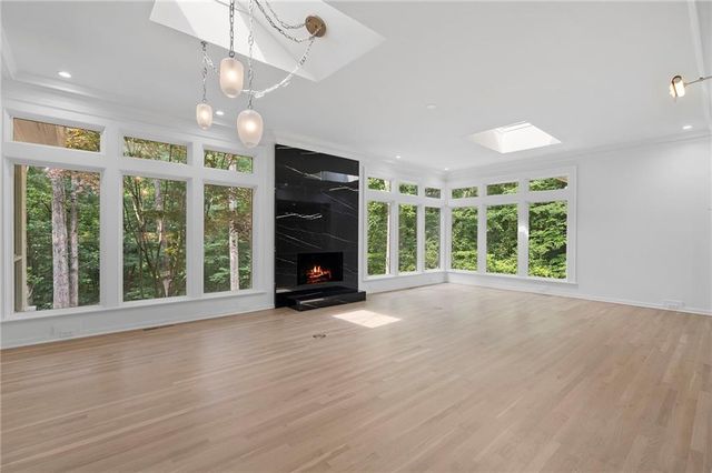 366 Blackland Road NW, Atlanta, GA 30342