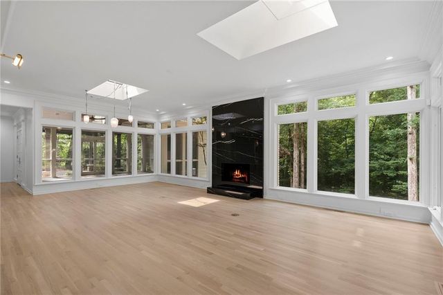 366 Blackland Road NW, Atlanta, GA 30342
