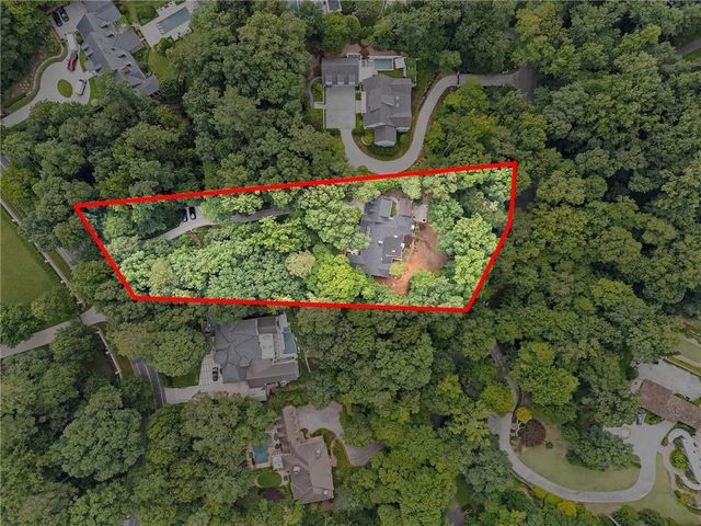 366 Blackland Road NW, Atlanta, GA 30342