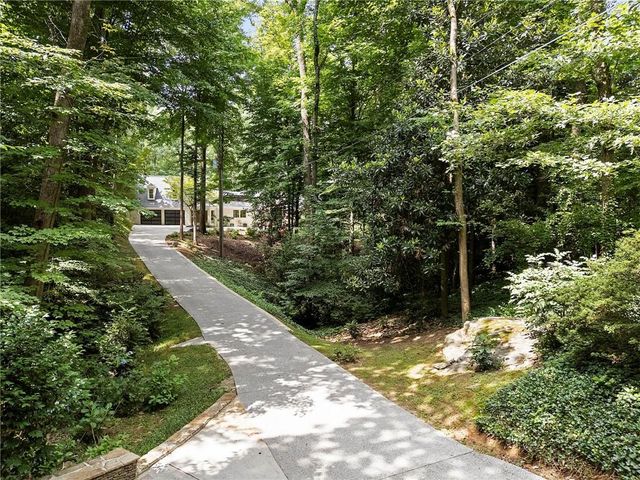 366 Blackland Road NW, Atlanta, GA 30342