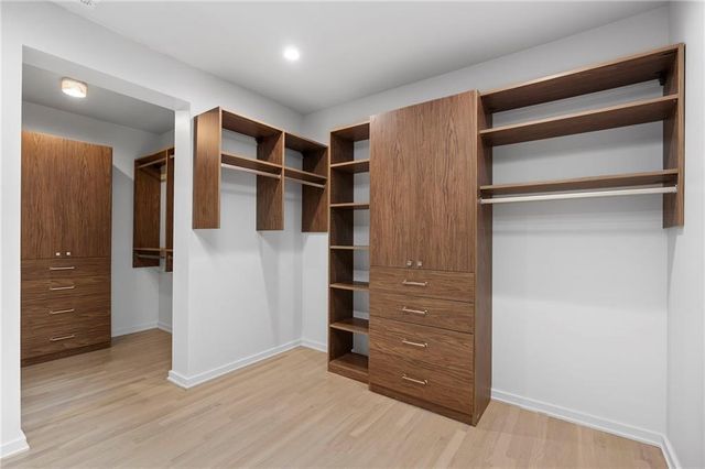 366 Blackland Road NW, Atlanta, GA 30342