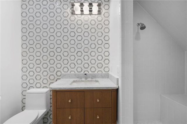 366 Blackland Road NW, Atlanta, GA 30342