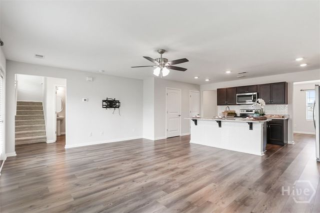 10 Flagler Drive, Savannah, GA 31419
