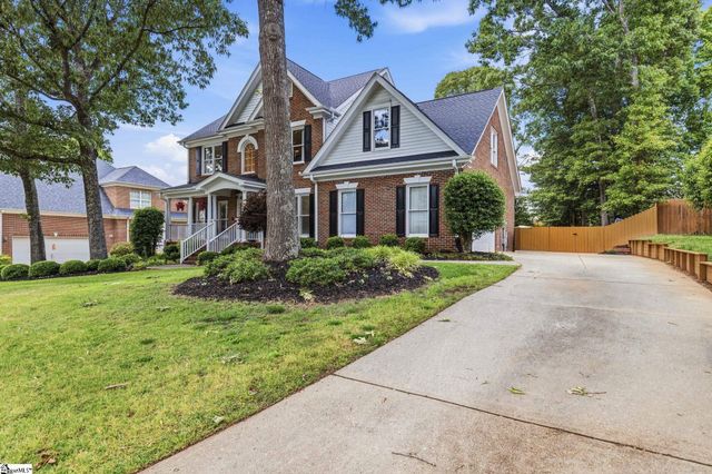 102 Cricken Tree Drive, Simpsonville, SC 29681