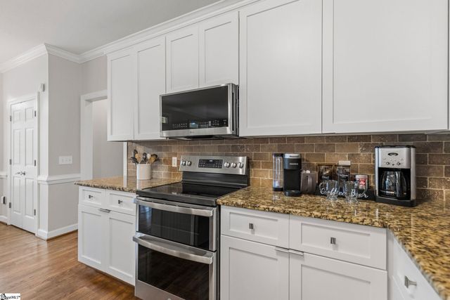 102 Cricken Tree Drive, Simpsonville, SC 29681