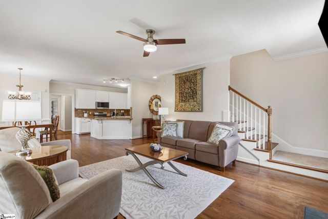 102 Cricken Tree Drive, Simpsonville, SC 29681