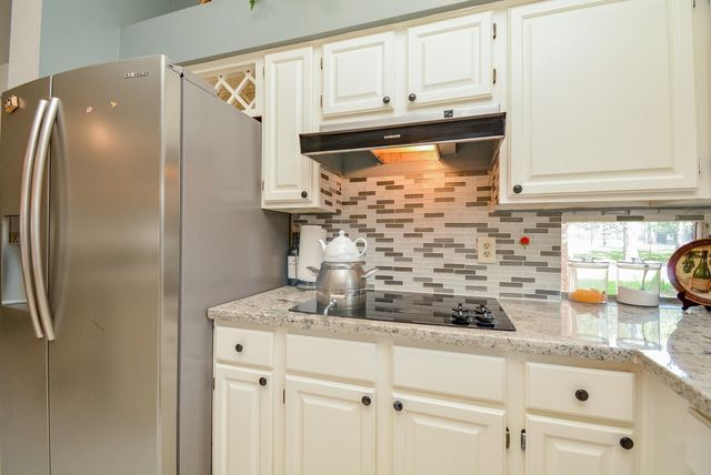 14823 Redwood Bend Trail, Houston, TX 77062