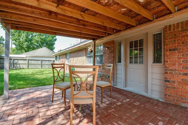 14823 Redwood Bend Trail, Houston, TX 77062