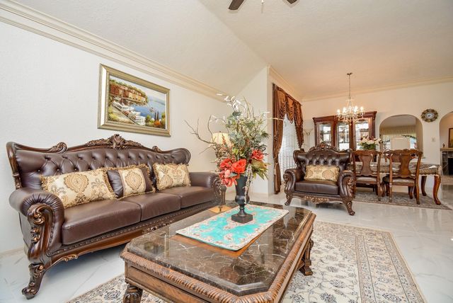 14823 Redwood Bend Trail, Houston, TX 77062