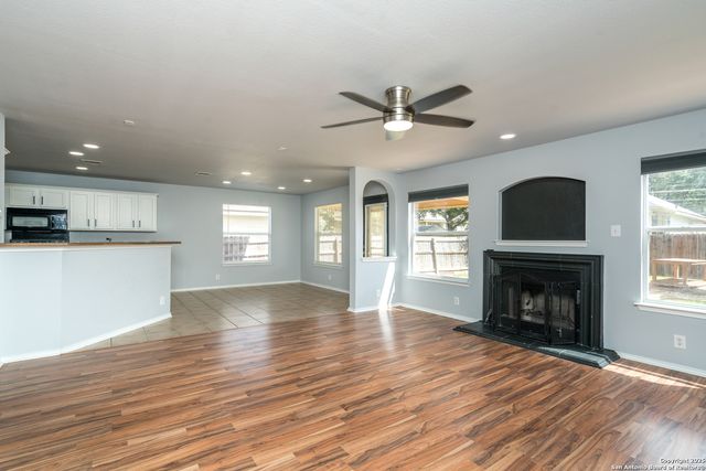 9439 Anderson Way, Converse, TX 78109