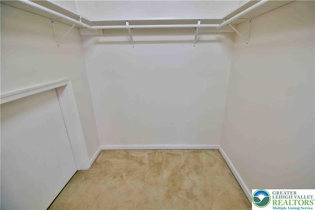 1357 North Cottonwood Road, Lehigh Twp, PA 18038