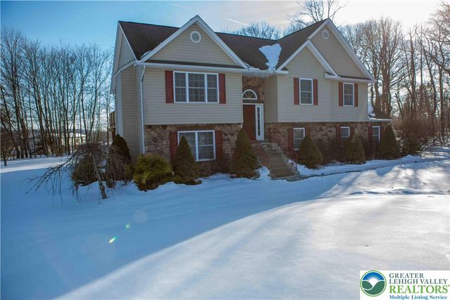 1357 North Cottonwood Road, Lehigh Twp, PA 18038