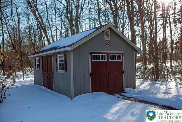 1357 North Cottonwood Road, Lehigh Twp, PA 18038