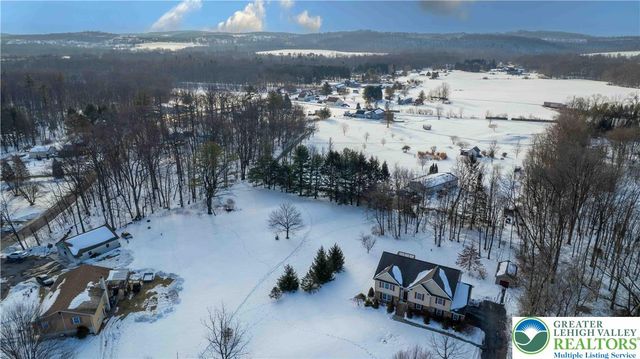 1357 North Cottonwood Road, Lehigh Twp, PA 18038