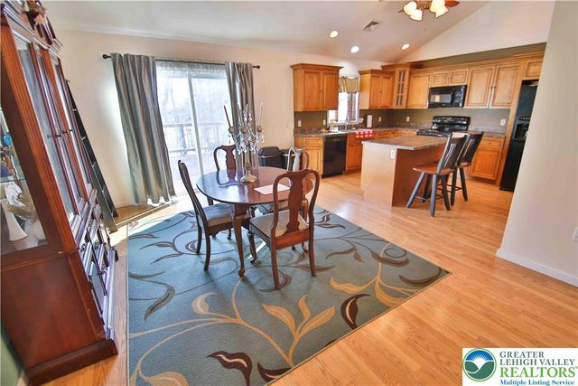 1357 North Cottonwood Road, Lehigh Twp, PA 18038