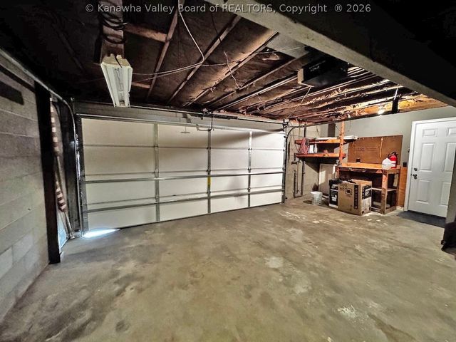 137 Springlea Drive, Winfield, WV 25213