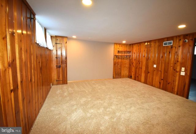 7509 HOLABIRD AVE, Baltimore, MD 21222