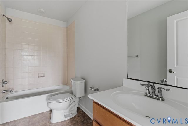12218 Winbolt Dr, Chester, VA 23836