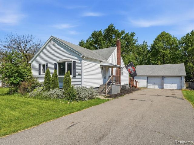 2733 Lovington Drive, Troy, MI 48083