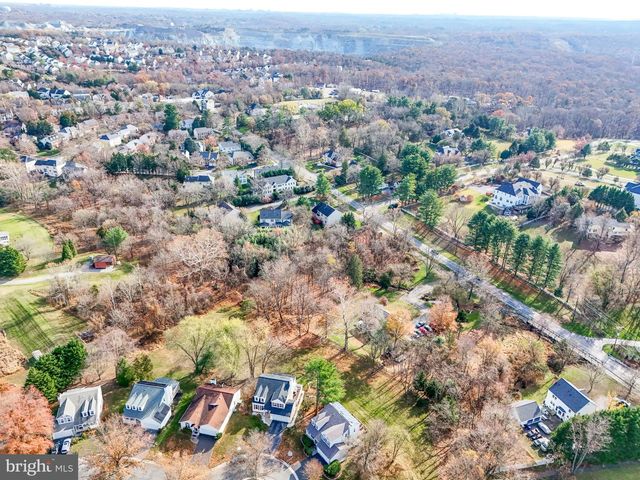 13714 TRAVILAH RD, Rockville, MD 20850