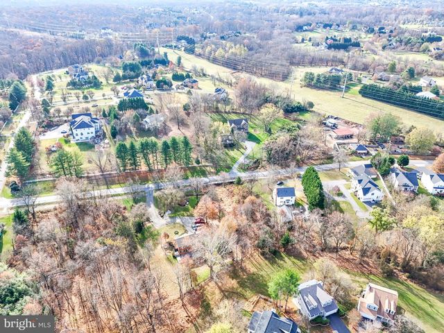 13714 TRAVILAH RD, Rockville, MD 20850