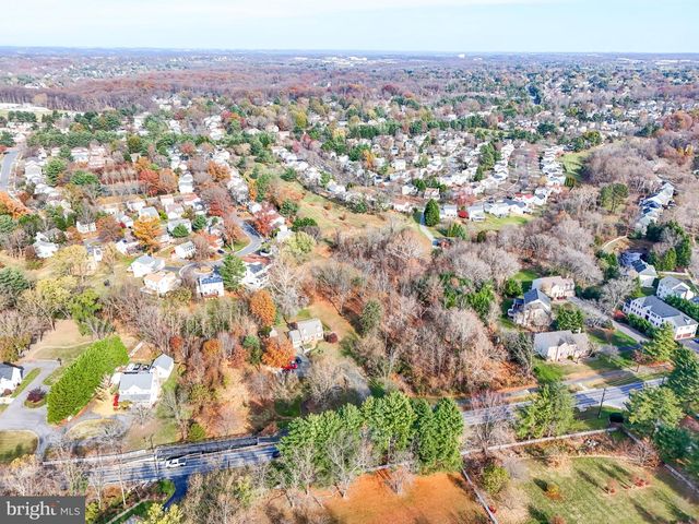 13714 TRAVILAH RD, Rockville, MD 20850