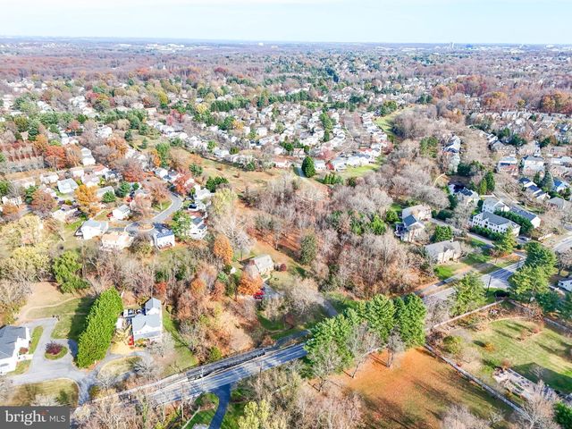 13714 TRAVILAH RD, Rockville, MD 20850