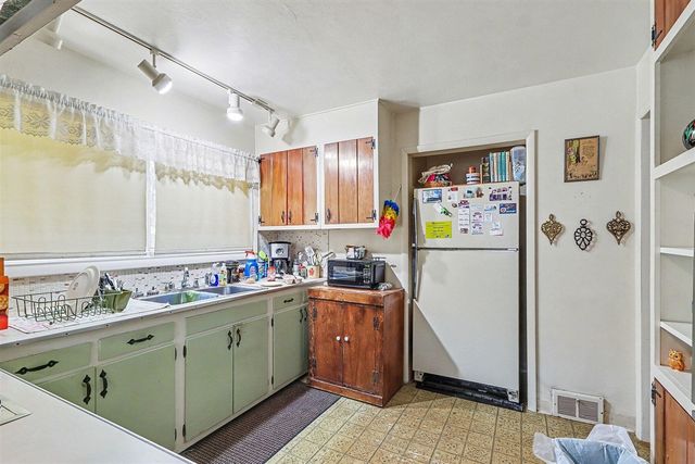 4123 Mount Olivet Road, Kalamazoo, MI 49004