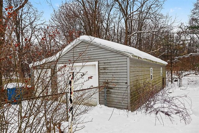 4123 Mount Olivet Road, Kalamazoo, MI 49004