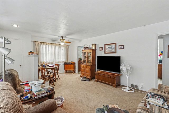 4123 Mount Olivet Road, Kalamazoo, MI 49004