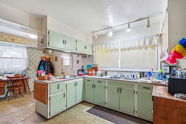 4123 Mount Olivet Road, Kalamazoo, MI 49004